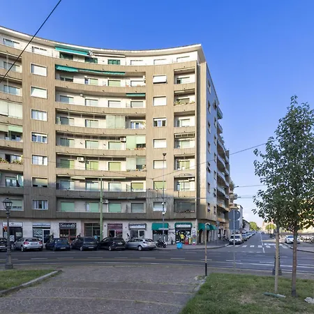 Bausan Flat By Interhome Διαμέρισμα Μιλάνο