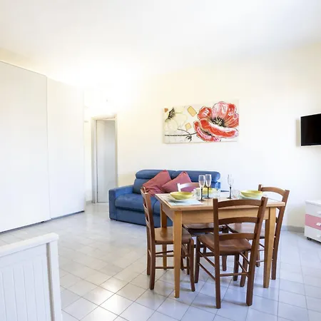 Bausan Flat By Interhome